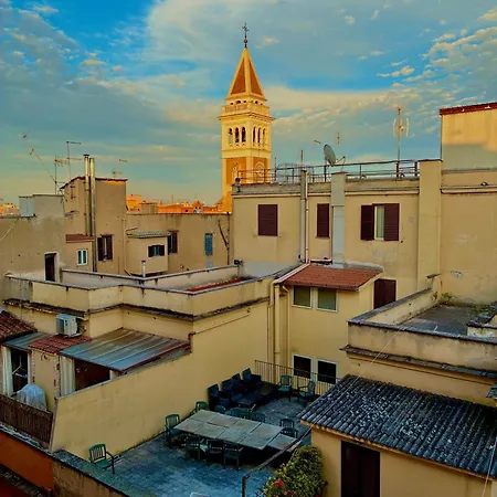 Casana' アパート